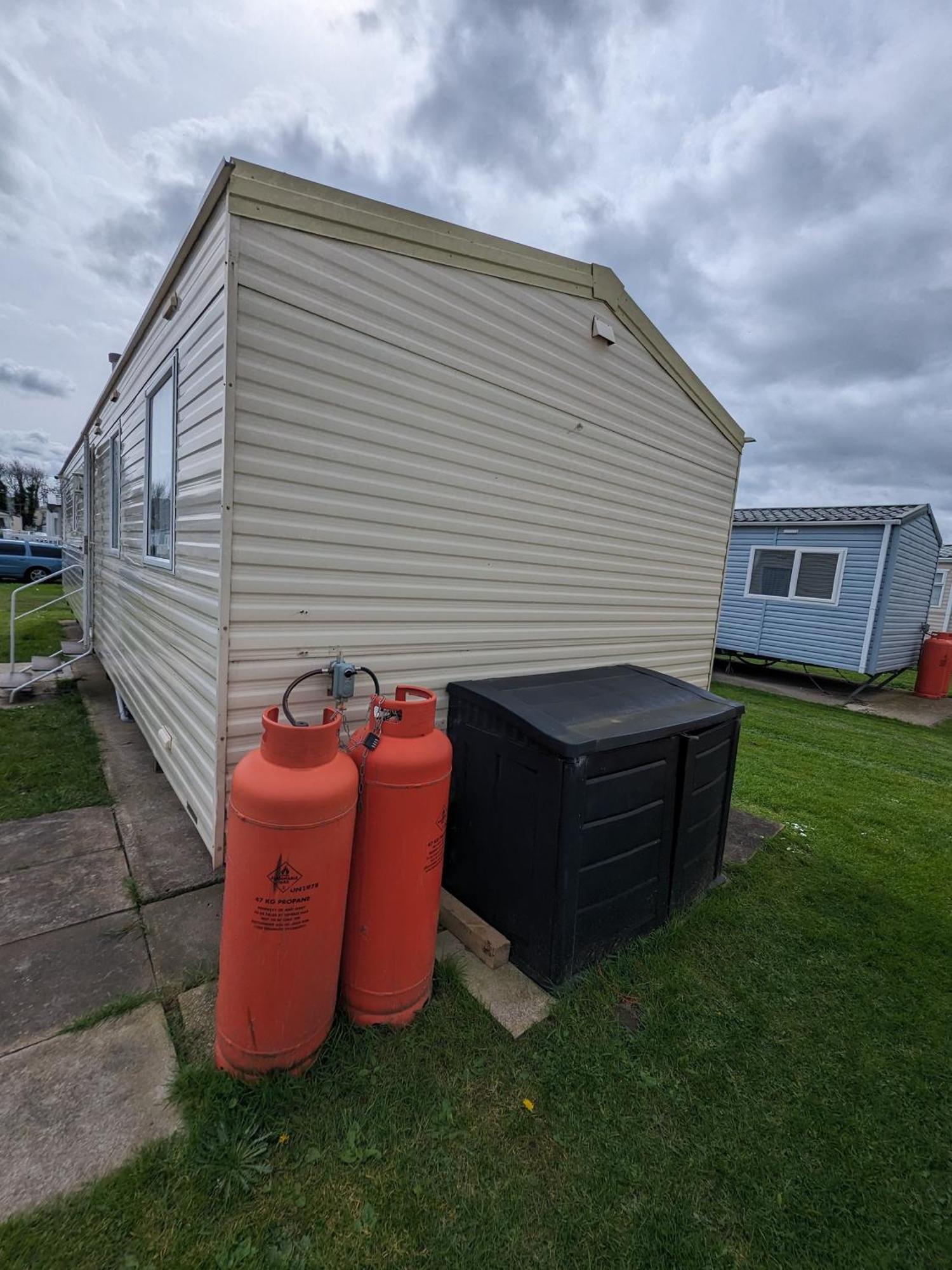 3 Bedroom Caravan, Sleeps 8 Lyons Lido Beach Prestatyn Eksteriør bilde