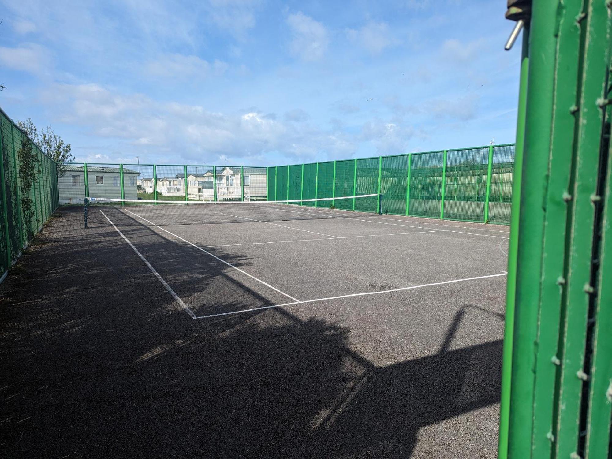 3 Bedroom Caravan, Sleeps 8 Lyons Lido Beach Prestatyn Eksteriør bilde